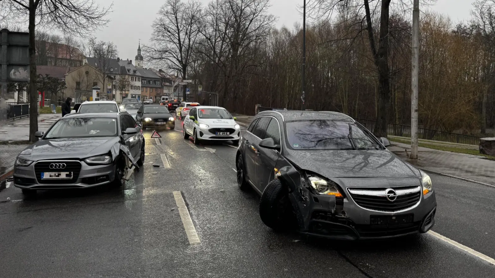 Bei dem Unfall entstand ein Sachschaden von rund 30.000 Euro. (Foto: Daniel Große)