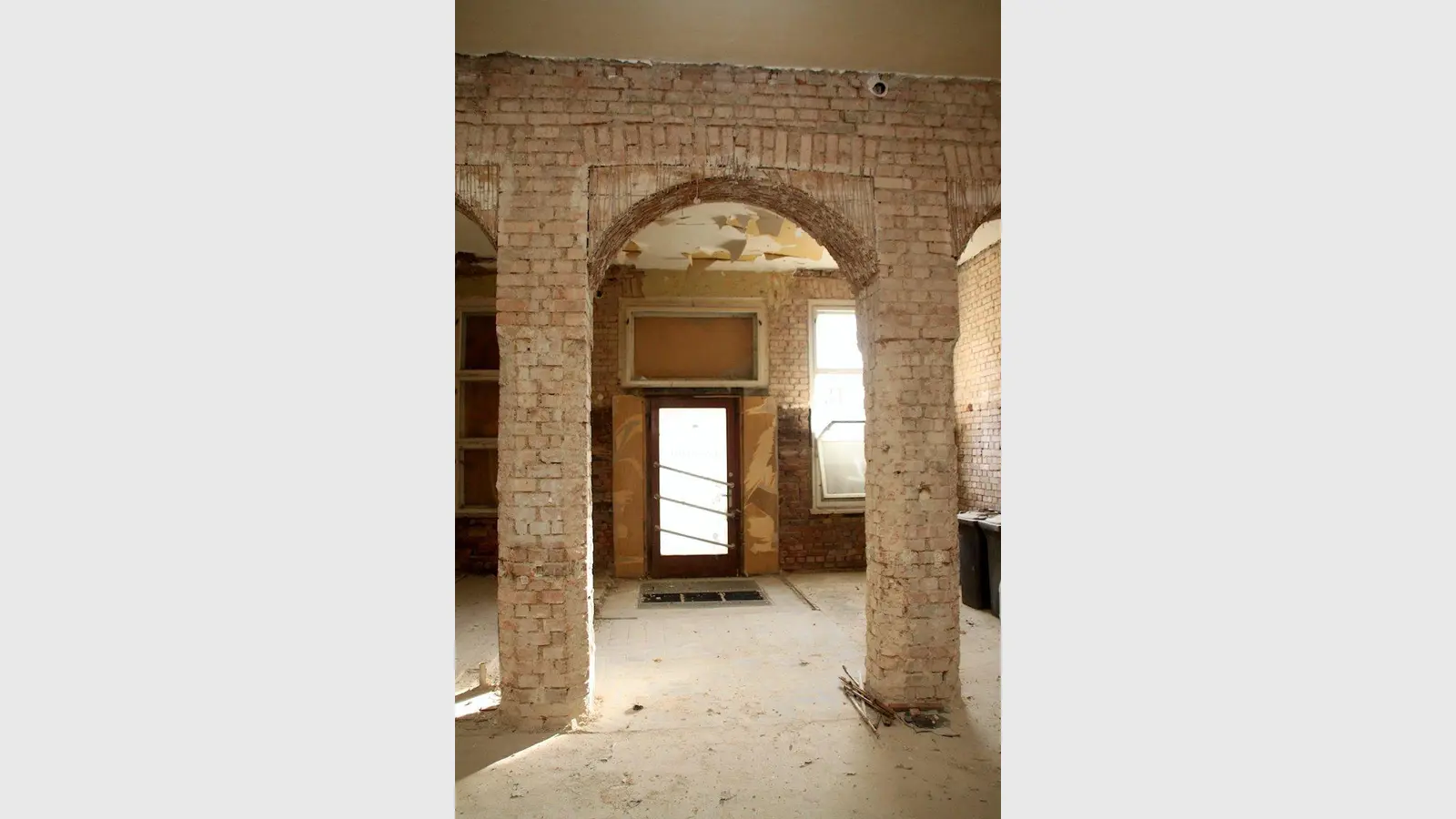 Exklusiv: Rettender Kuss für den „Kanzler“ (Foto: taucha-kompakt.de)