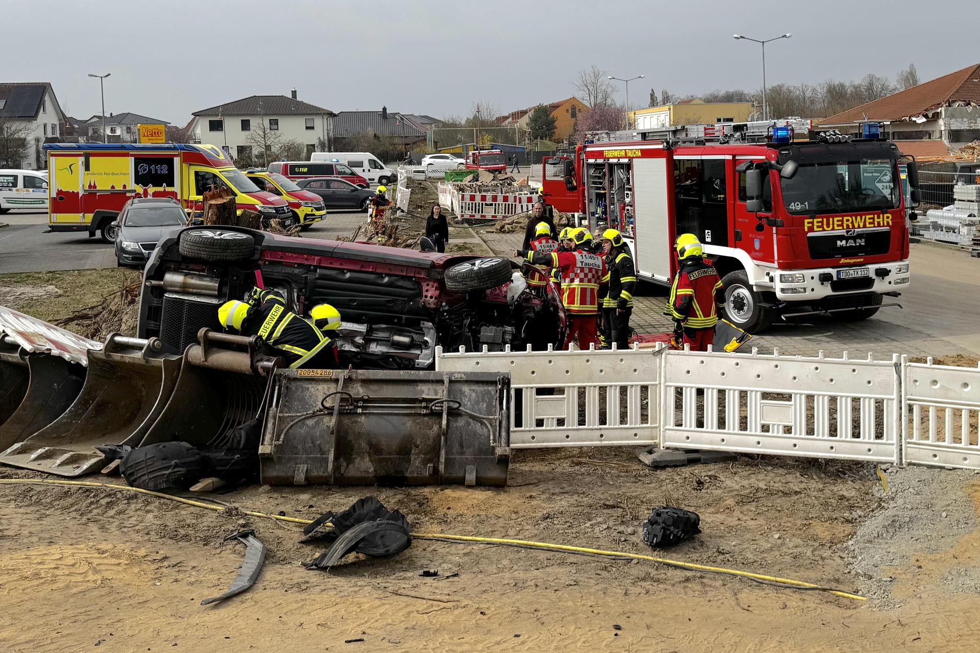 Das Fahrzeug kippte auf die Seite. (Foto: Daniel Große)