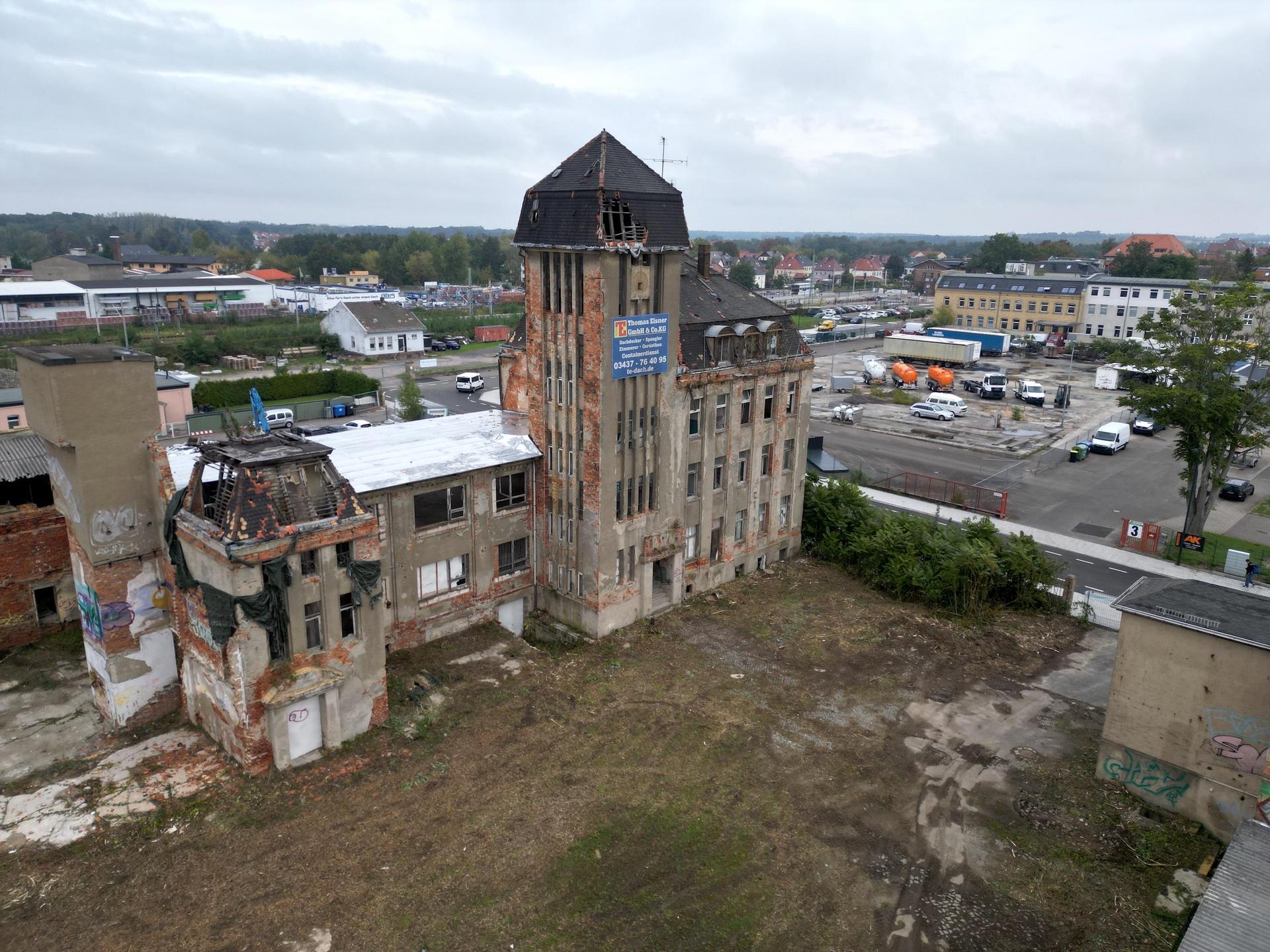 Das Areal - hier ein Foto aus dem Oktober 2024 - ist stark verfallen. (Foto: Daniel Große)