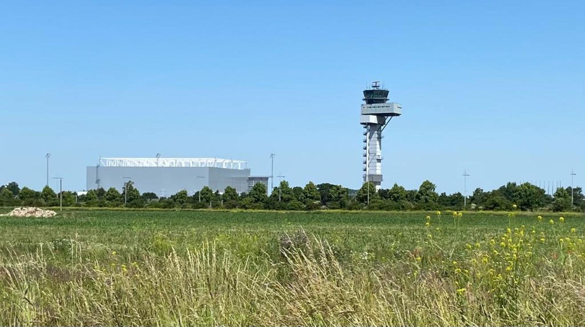 Tower am Flughafen Leipzig/Halle (Foto: Daniel Große)