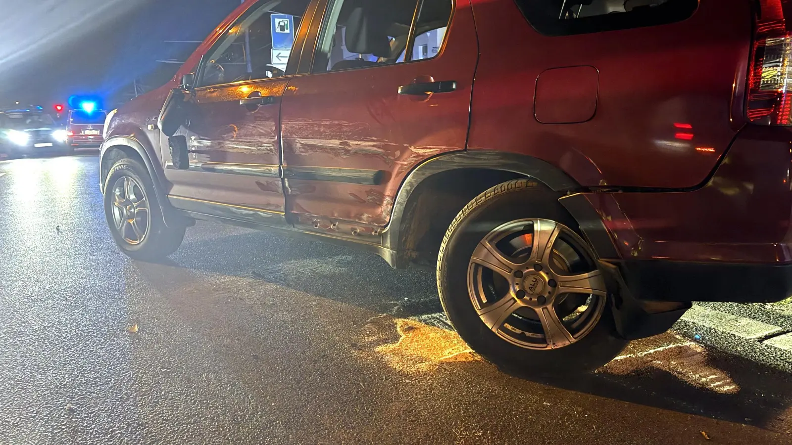 Der Honda CR-V wurde stark beschädigt. (Foto: Daniel Große)