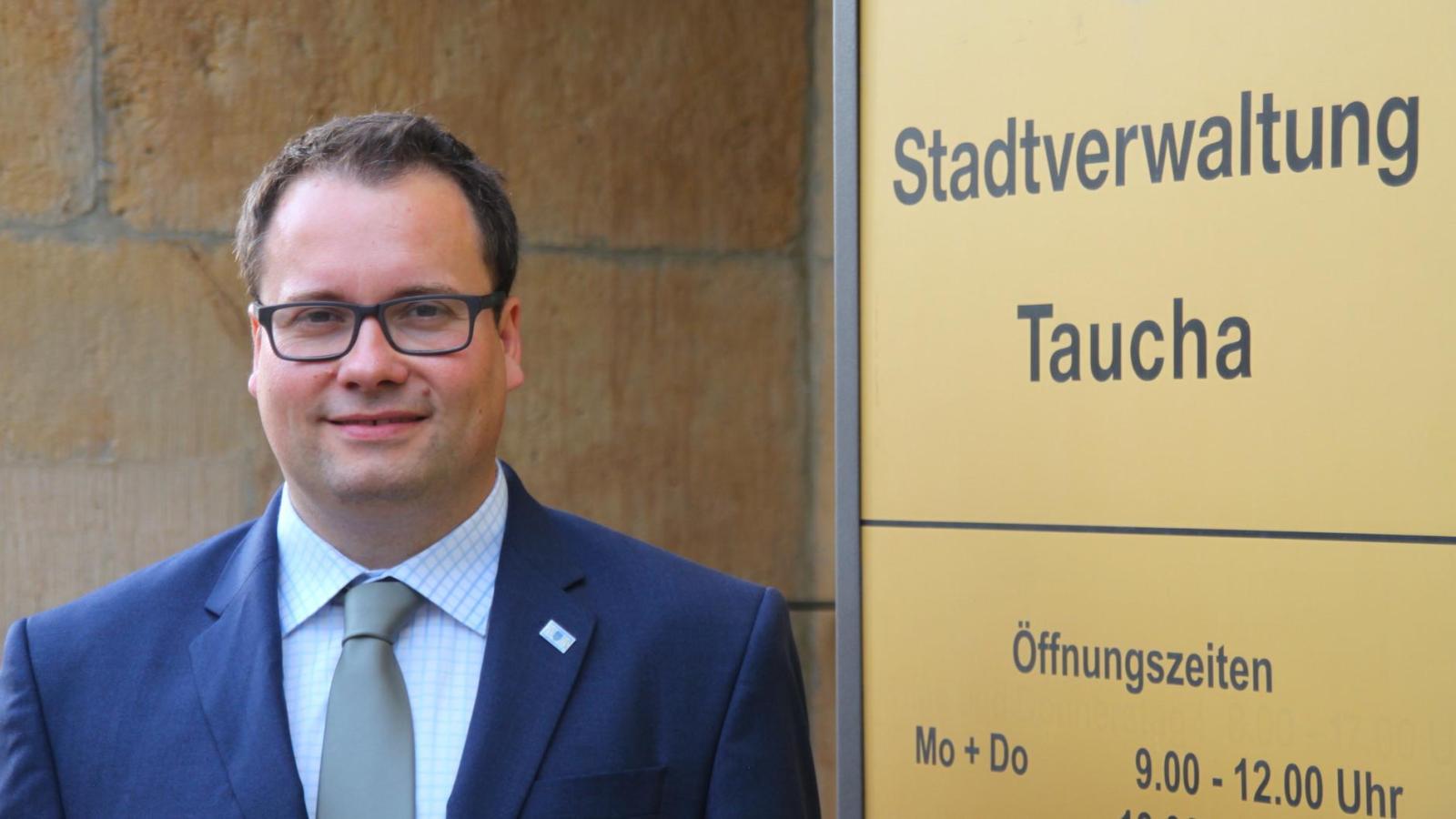 Tauchas Bürgermeister Ist Nun Auch Standesbeamter Taucha Kompakt 3024