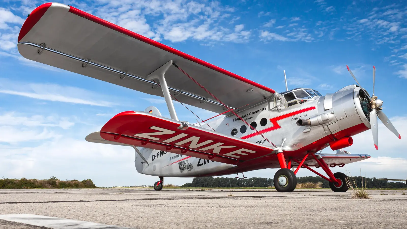 Die Antonov AN-2 kommt zum Flugplatzfest. Und außerdem nochmals am 3. und 4. Oktober 2025. (Foto: oldtimerflug.aero)
