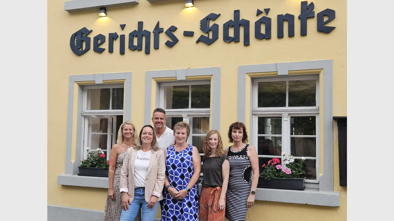 Der Kulturkreis Taucha besteht aktuell aus Ariane Ohmenzetter, Marylin Ohme, Roman Knoblauch, Andrea Thiergen, Christin Gruller-Voigt und Britta Seufzer (von links). (Foto: Kulturkreis Taucha)