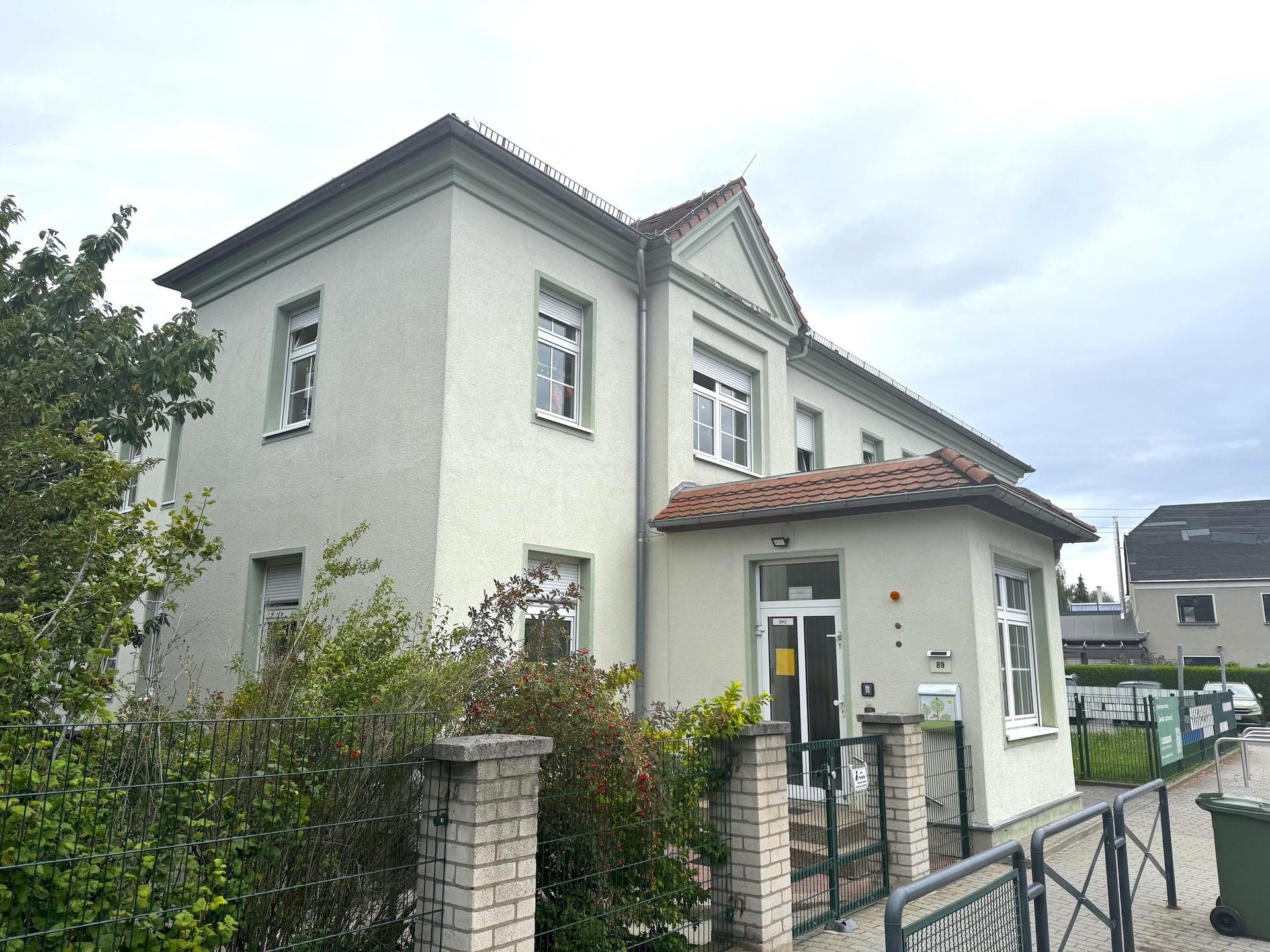 Das Gebäude, in dem die Kita Spatzennest untergebracht ist, entspricht laut eines Gutachtens nicht mehr den aktuellen Brandschutzanforderungen. (Foto: Daniel Große)