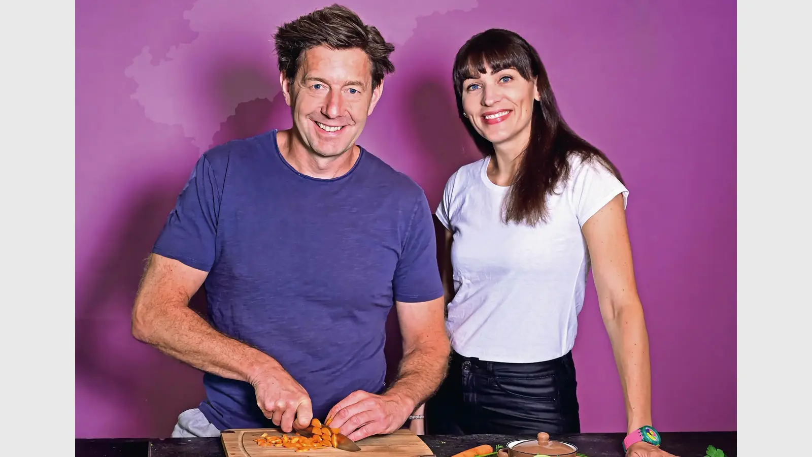 Die „Sachsen-Muddi” Kristina Zorniger und Fernsehkoch Jörg Färber kommen am Sonntag zum Herbstmarkt nach Taucha. (Foto: Christian-Verlag)