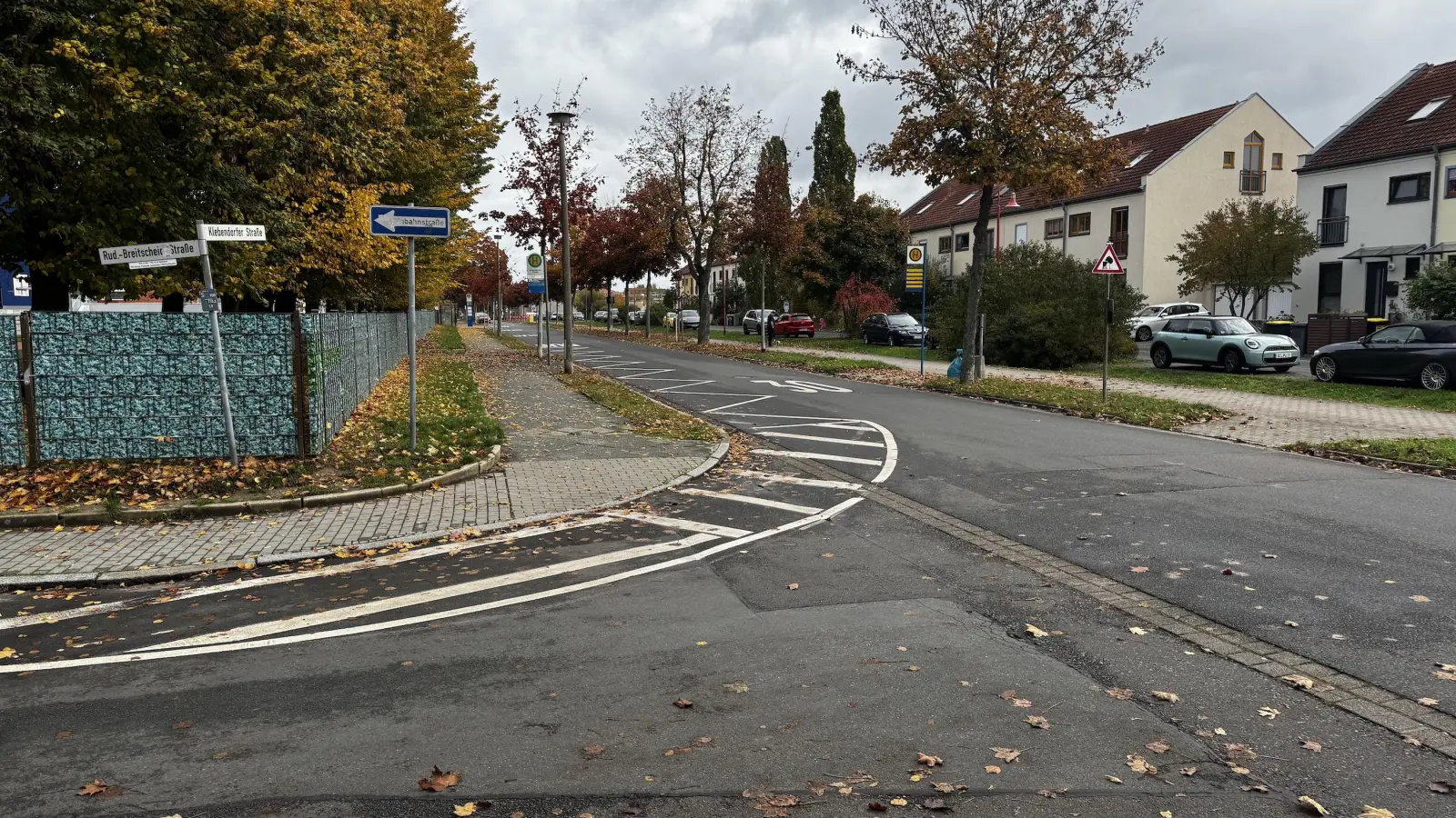 Der Bereich Klebendorfer-/Rudolf-Breitscheid-Straße ist vor allem zum Schulbeginn stark vom Auto- und Fußverkehr frequentiert.  (Foto: Daniel Große)