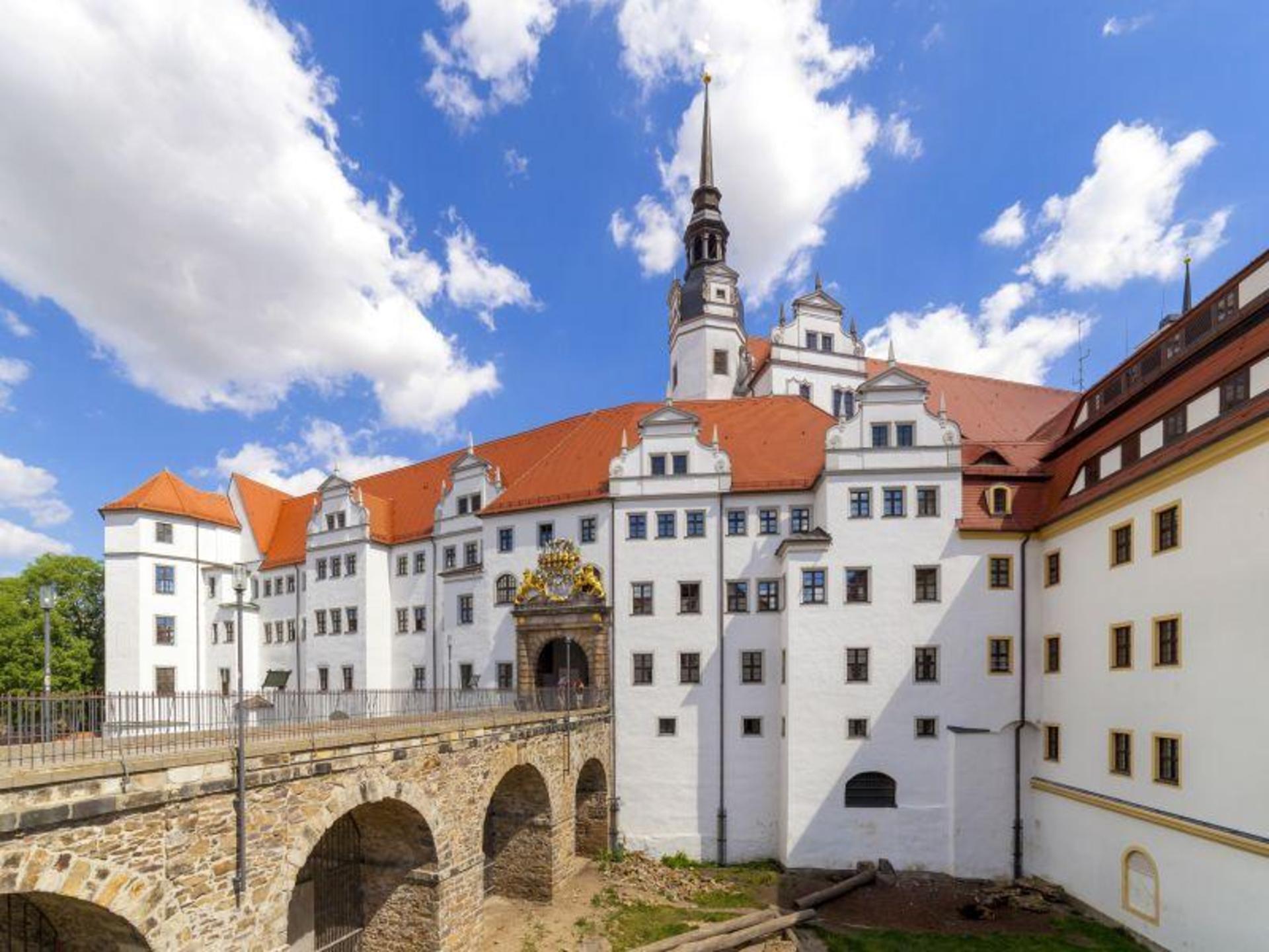 Das Landratsamt Nordsachsen (hier der Sitz Schloss Hartenfels in Torgau) hat zur Unterbringung von Geflüchteten entschieden. (Foto: Andreas Franke)