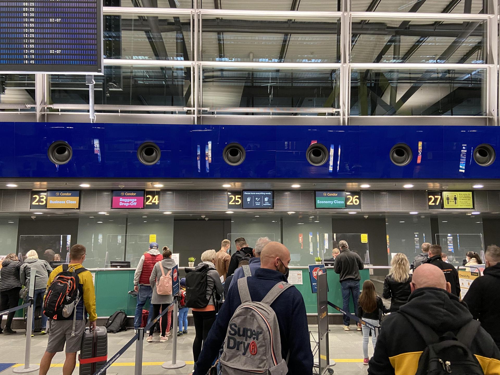 Check-In-Bereich am Flughafen Leipzig-Halle. (Archivbild: Daniel Große)
