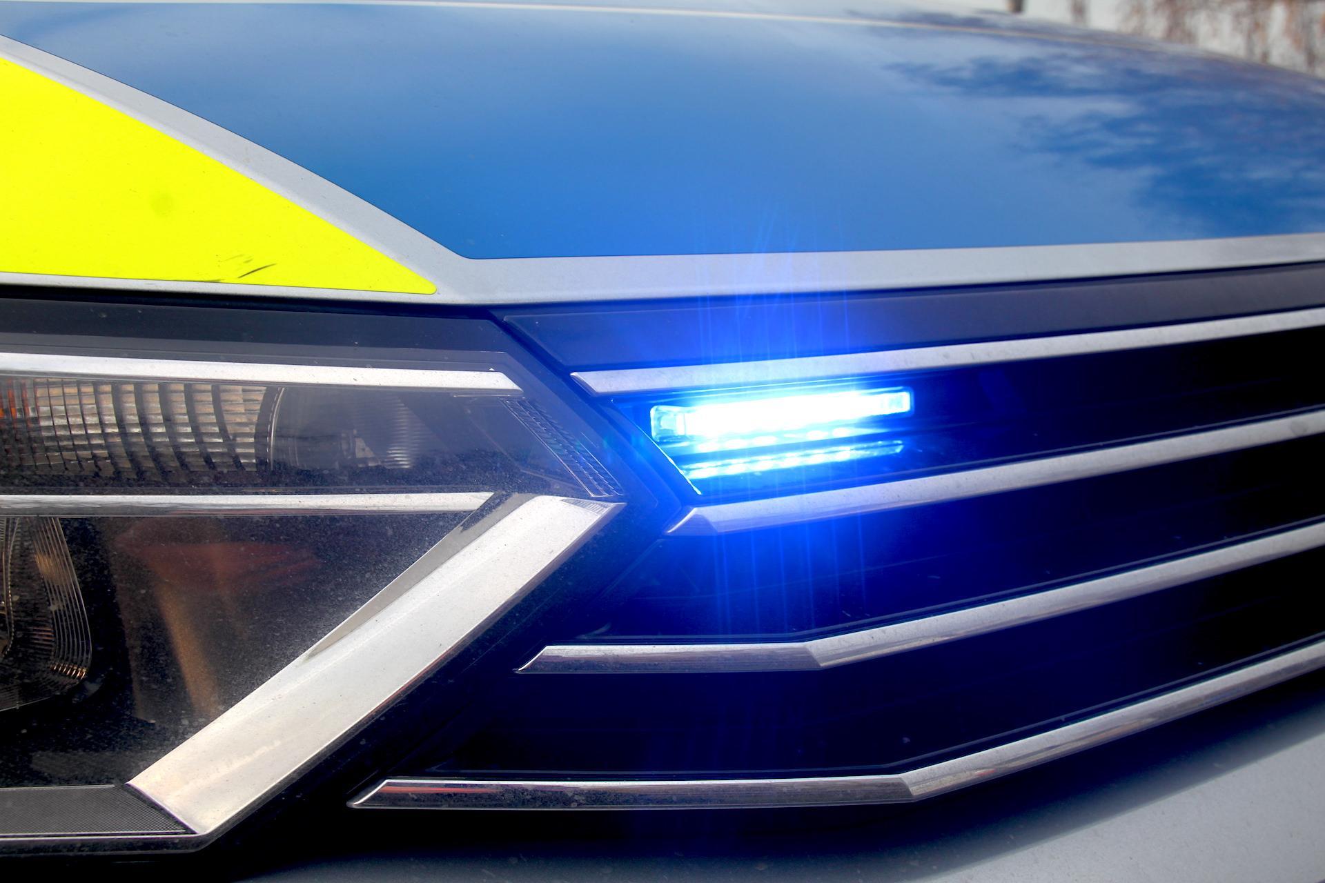 Ein Polizeiauto während eines Einsatzes  (Foto: Daniel Große)