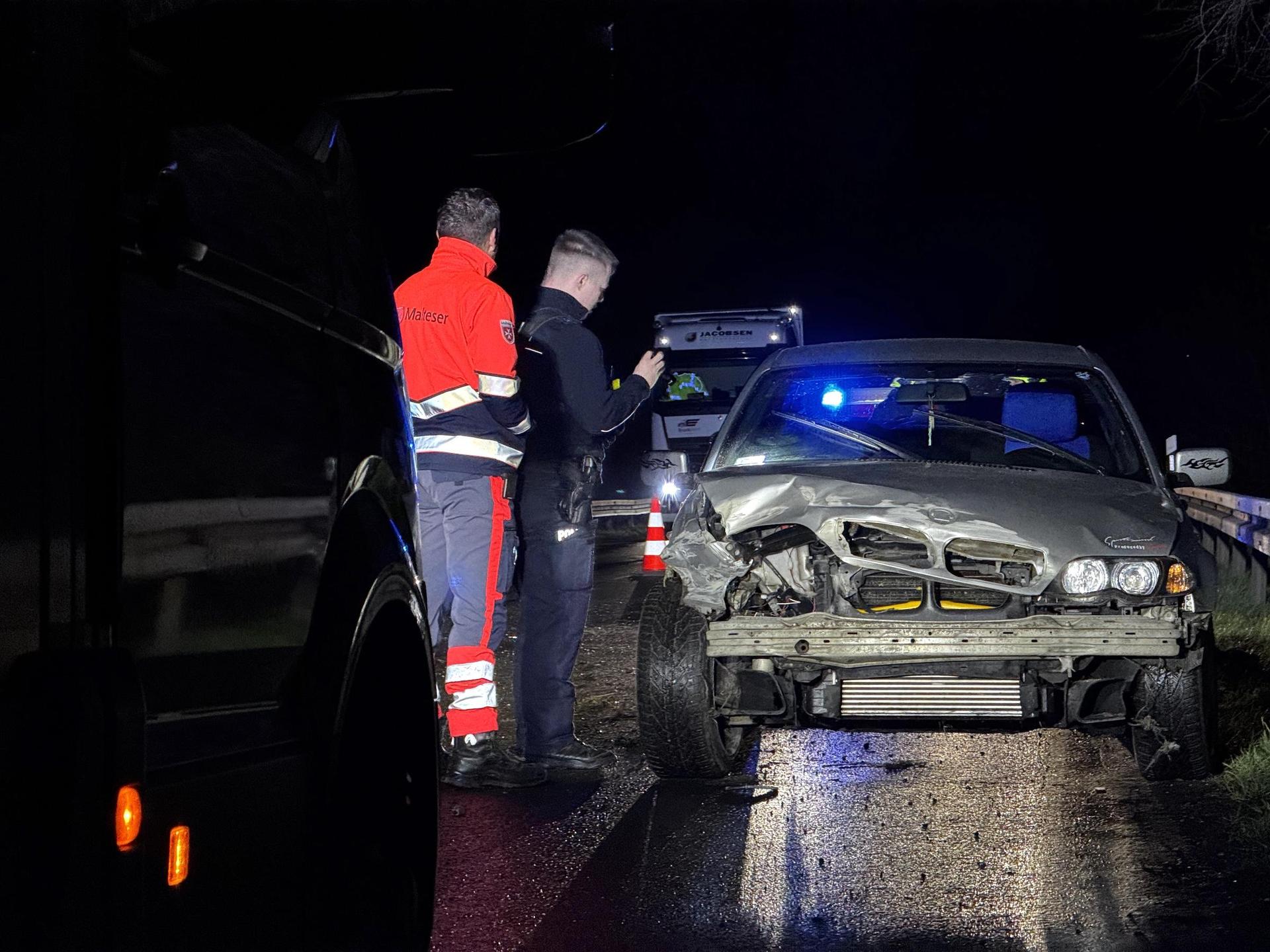 Der BMW wurde stark beschädigt. (Foto: Daniel Große)