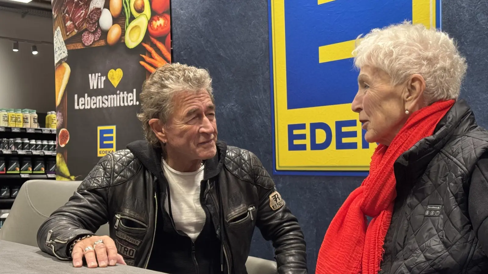 Christa Grischinski traf dank des ASB-Wünschewagens auf Peter Maffay. (Foto: Daniel Große)