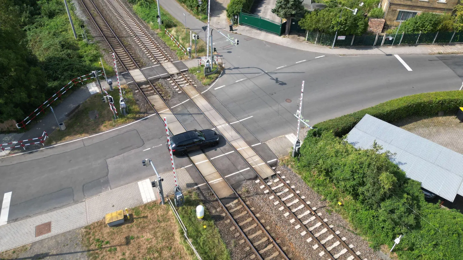 Am Bahnübergang Graßdorfer Straße muss gebaut werden. (Foto: Daniel Große)