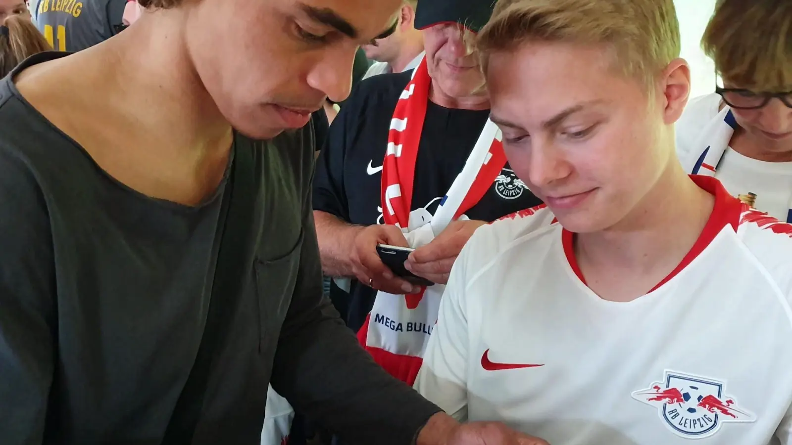 Fest der Vereine: Attraktive Tombola-Preise (Foto: taucha-kompakt.de)
